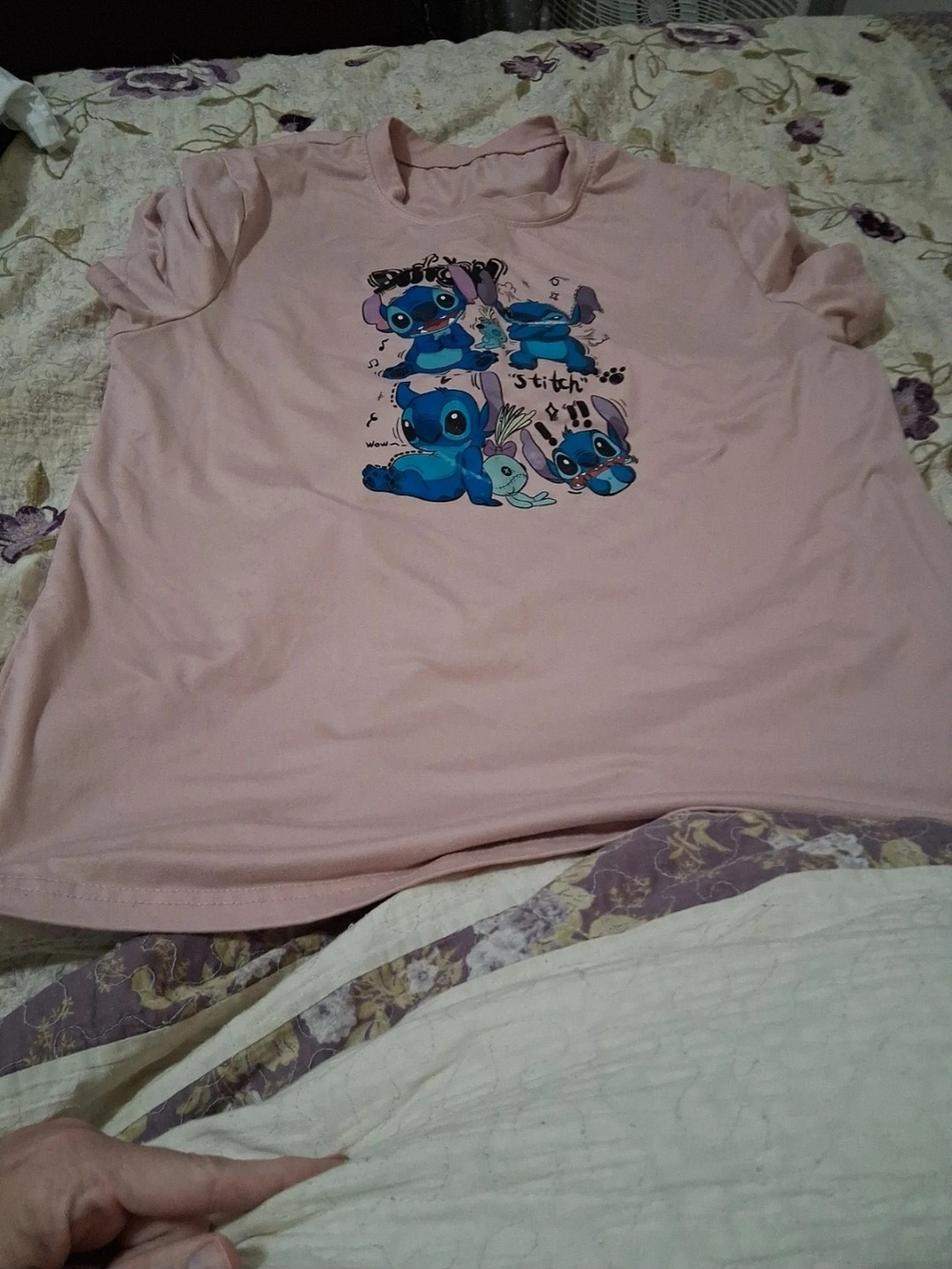 Disney Pink Girls' Stitch Graphic Short Sleeve Tee